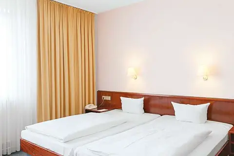 Sorat Hotel Ambassador in Berlijn — foto 17
