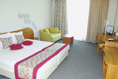 Hotel MPM Kalina Garden in Несебър — foto 3