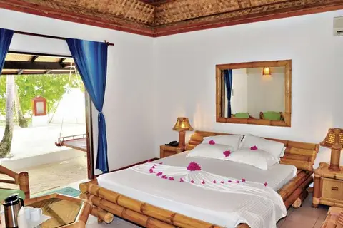 Angaga Island Resort & Spa in Angaga Island Resort — foto 16
