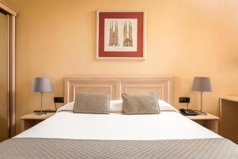 Sunotel Junior in Barcelona — foto 9