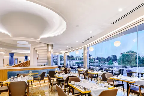 Alexandra Elegance Bridging Generations in Ποτός — foto 6