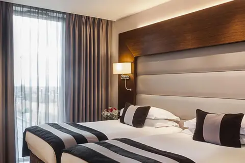 Park Grand London Heathrow in Londen — foto 4