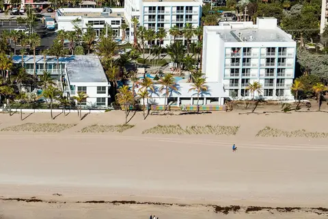 Plunge Beach Resort in Fort Lauderdale