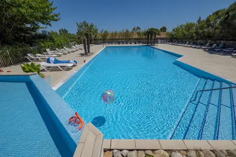 Camping Les Fontaines in Canet-en-Roussillon