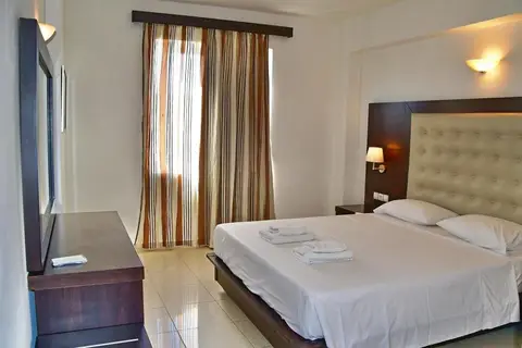 Castro Beach Hotel in Máleme, foto 5