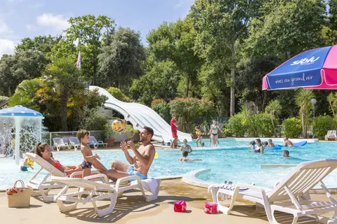 Camping Les Pierres Couchées foto 3