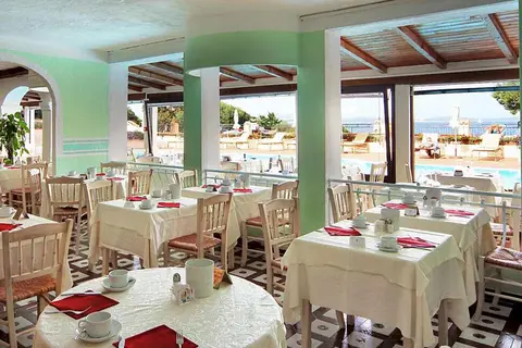 Grand Hotel Smeraldo Beach in Baja Sardinia, foto 5