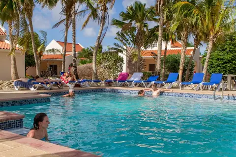 Hamlet Oasis Resort - Studios & Apartments in Hato, foto 16