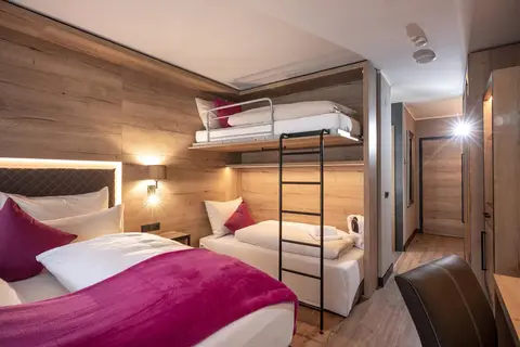 Hotel Adapura in Sport-center Rudi Huber — foto 11