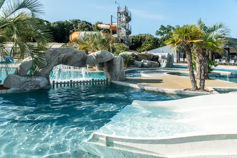 Camping Club Les Brunelles in Longeville-sur-Mer — foto 10