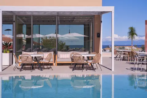 Lena Mare Boutique Hotel in Αχαράβη — foto 5
