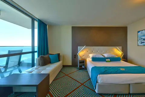 International Hotel Casino & Tower Suites in СПА център Ривиера Бийч — foto 29