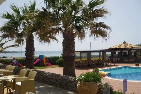 Hotel Oasis in Καλό Νερό — foto 2