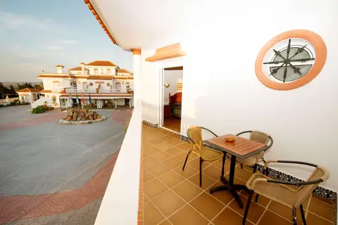 Diufain Hotel in Conil de la Frontera — foto 18