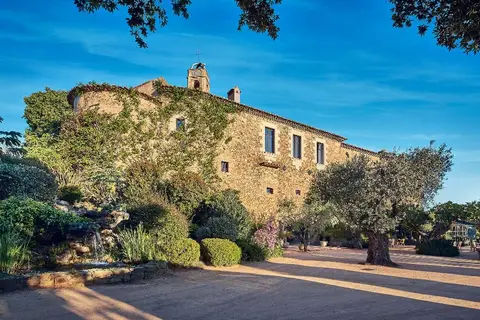 Castell d'Emporda in Barcelona — foto 26