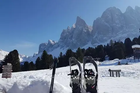 Sneeuwschoenwandelen Val di Funes in None, foto 2