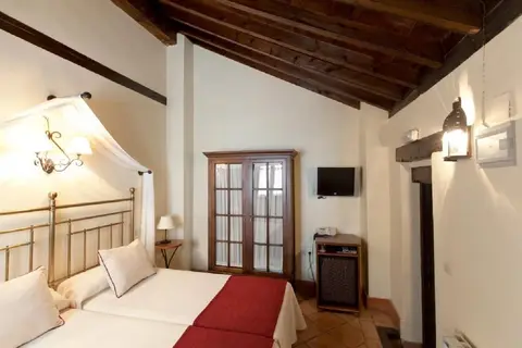 Casa del Capitel Nazari in Granada — foto 8