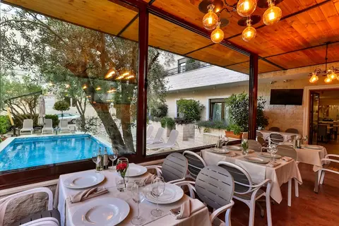 Hotel Harmony by Aycon in Petrovac na Moru — foto 14