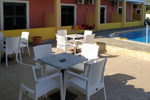 Alexis Pool Apartments in Sidari