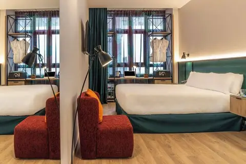 Axel Hotel in Bilbao — foto 5