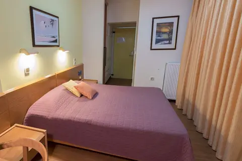 Hotel Poseidon in Δημοτική Ενότητα Βραχναιίκων — foto 11