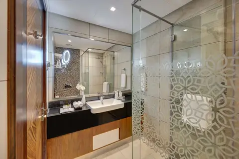 Royal Continental Suites in Dubai — foto 16