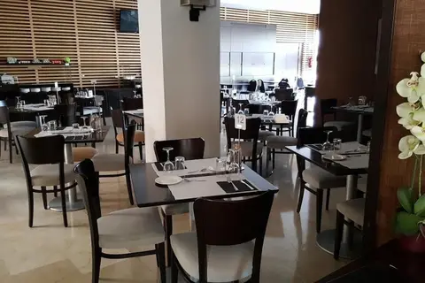 Hotel Mercader in Madrid — foto 29