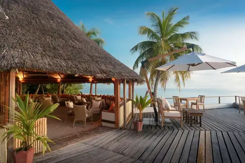 Makunudu Island Resort in Main Restaurant and Bar, foto 5