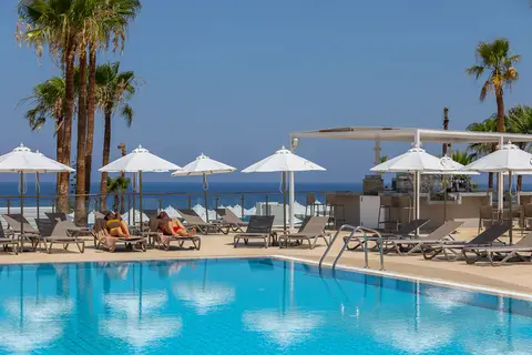 Leonardo Crystal Cove Hotel and Spa by the Sea in Paralimni — foto 17
