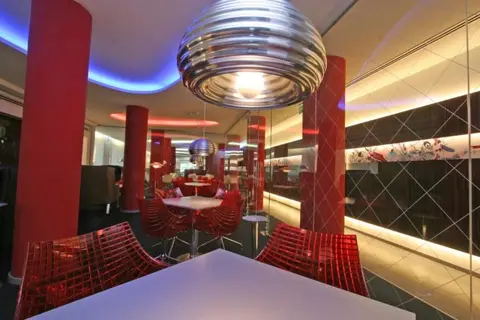 Oasis Plaza in Benidorm — foto 7