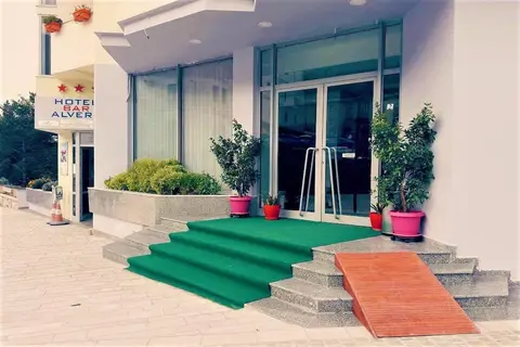 Alvero Hotel in Përmet — foto 2