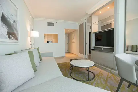 Beach Rotana - all suites in الزَّاهية — foto 14