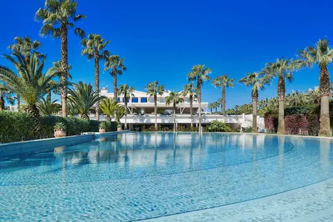 Savoy Beach Hotel in Paestum