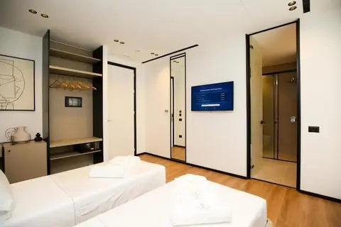 Nobus Hotel in Vlora — foto 12