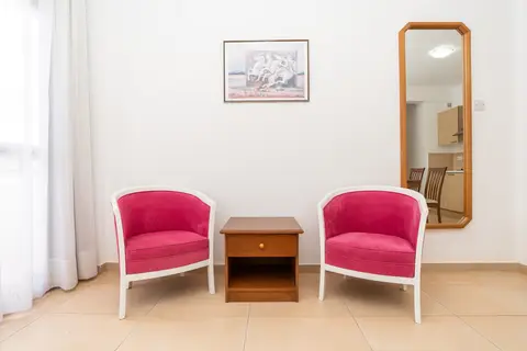 Flora Hotel Apartments in Παραλίμνι — foto 27