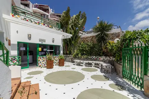 Apartamentos Porlamar in Puerto Rico