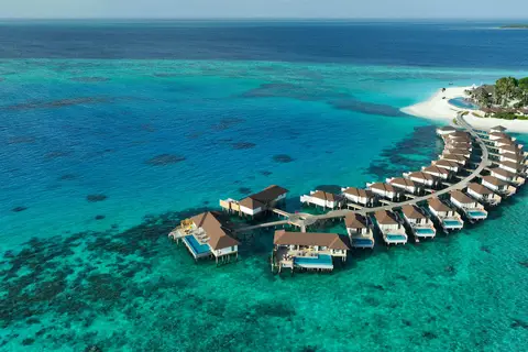 Avani+ Fares Maldives Resort in Fares Island — foto 21