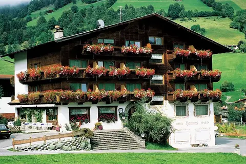 Hannes in Brixen im Thale, foto 2