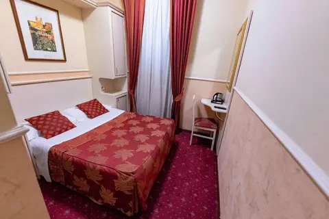 Hotel Anfiteatro Flavio in Rome — foto 3