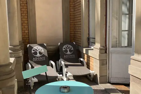Adonis Strasbourg in Straatsburg — foto 18