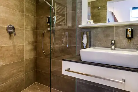 Boutique Hotel Donauwalzer in Wenen — foto 19