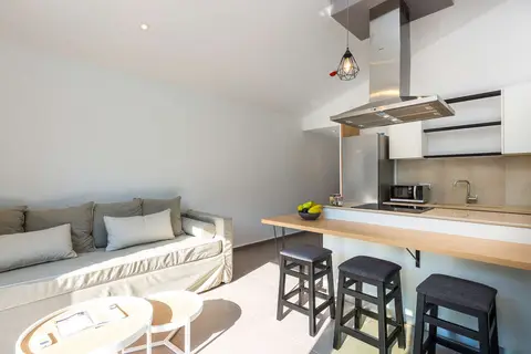T Hotel Premium Suites in Vlichada, foto 7