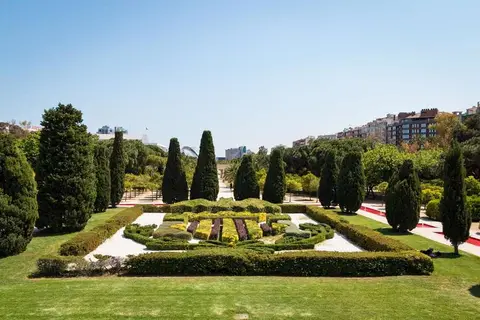 Ad Hoc Monumental in Valencia — foto 27