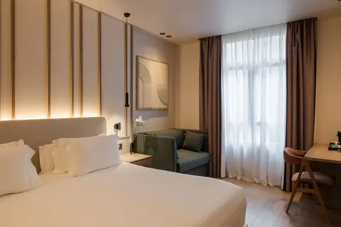H10 Puerta de Alcalá in Madrid — foto 30
