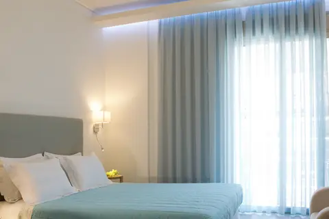 Grand TheoNi Hotel Suites & Spa in Δημοτική Ενότητα Απολλωνίων — foto 4