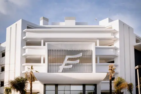 The Flag Costa del Sol in Estepona — foto 6
