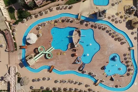 Parrotel Aquapark Resort in Credit Agricole — foto 17