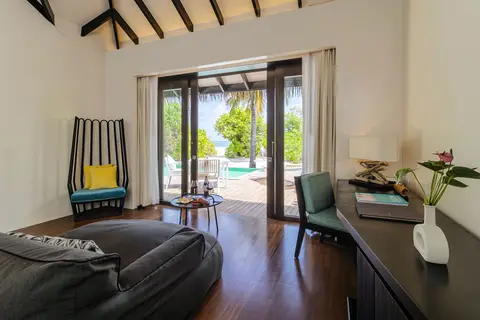 Noku Maldives, Vignette Collection in Noonu Atoll Education Centre — foto 5
