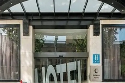 Hotel ILUNION Bel Art in Barcelona