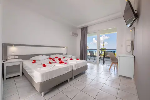 Stella Maris Hotel in Μαρμάρι — foto 4